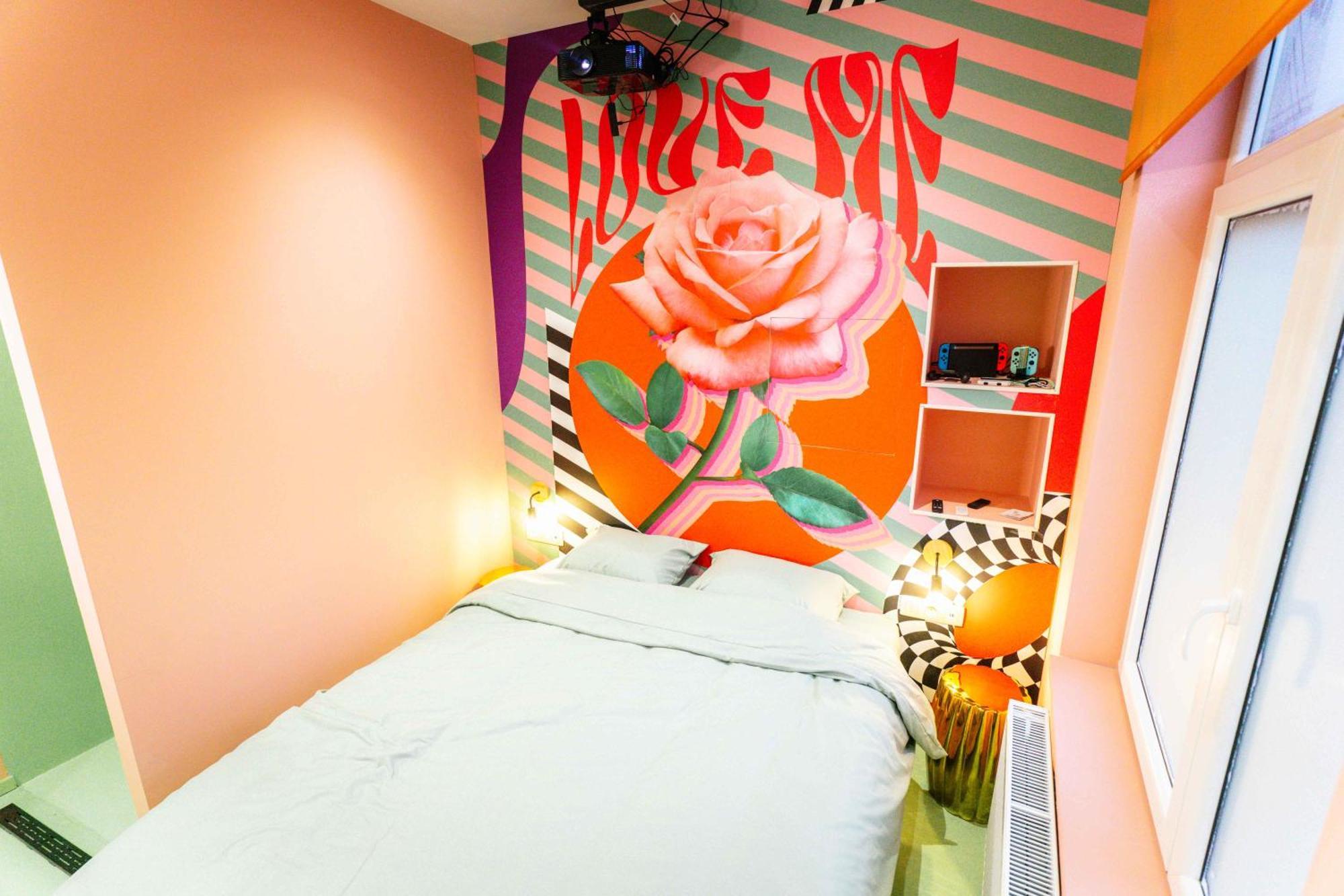 Capsule Flower - Balneo - Cinema - Billard - Nintendo Switch - Mons Centre Ngoại thất bức ảnh